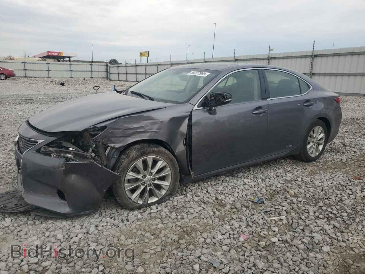 Фотография JTHBW1GG7F2091568 - LEXUS ES300 2015