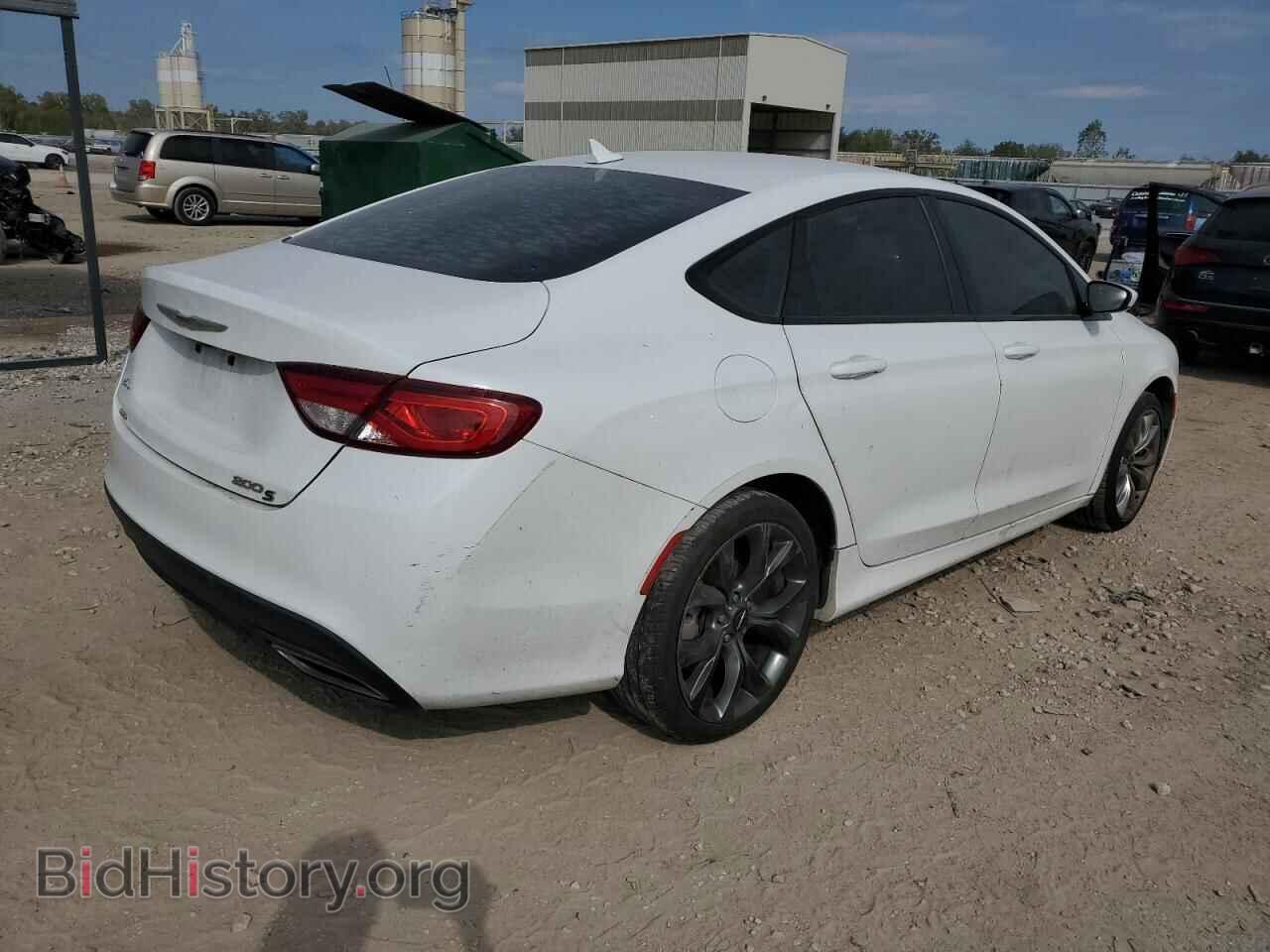 2015 CHRYSLER 200 - VIN: 1C3CCCDG3FN523347 - Фото 3