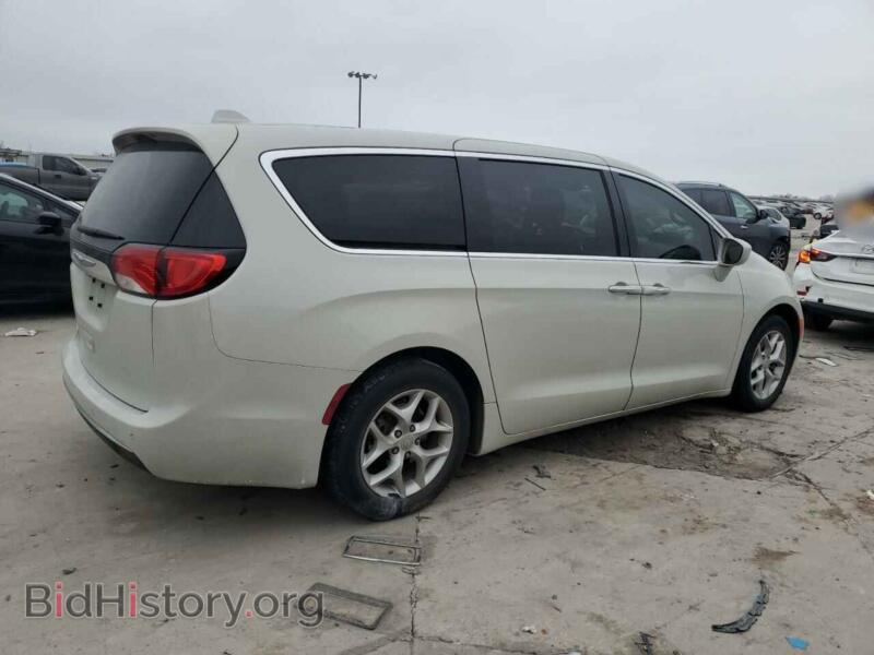 2019 Chrysler PACIFICA (VIN 2C4RC1FG0KR741444) — photo 3 of 13