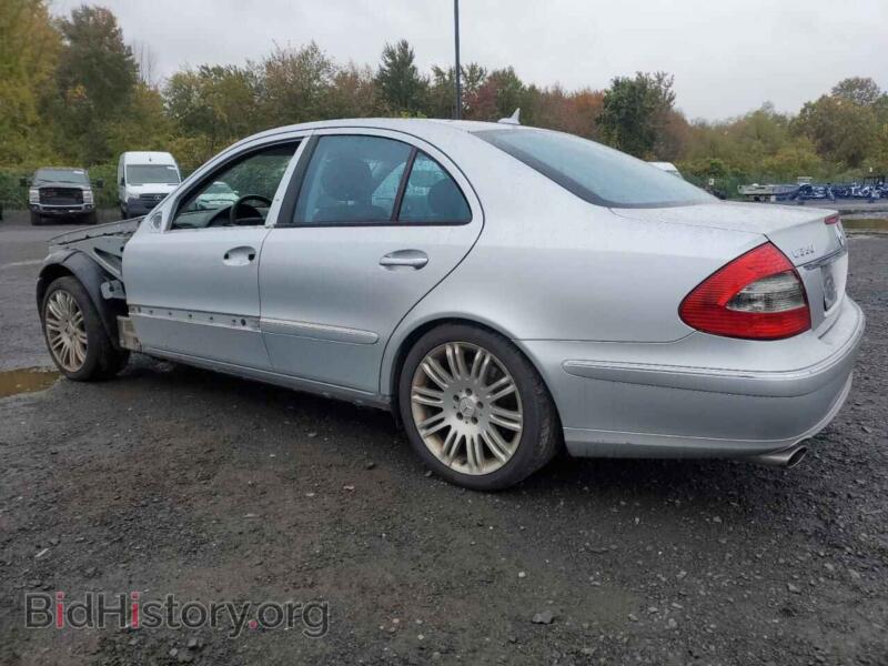 2007 Mercedes-Benz E-CLASS (VIN WDBUF56X67B103079) — photo 2 of 15