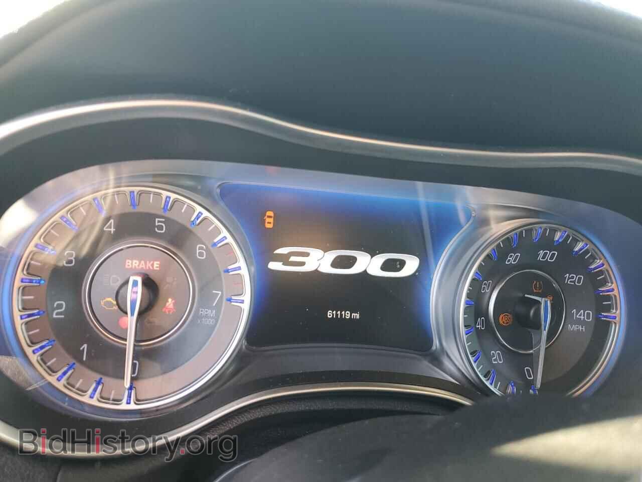 2019 CHRYSLER 300 - VIN: 2C3CCAAG1KH601538 - Фото 9