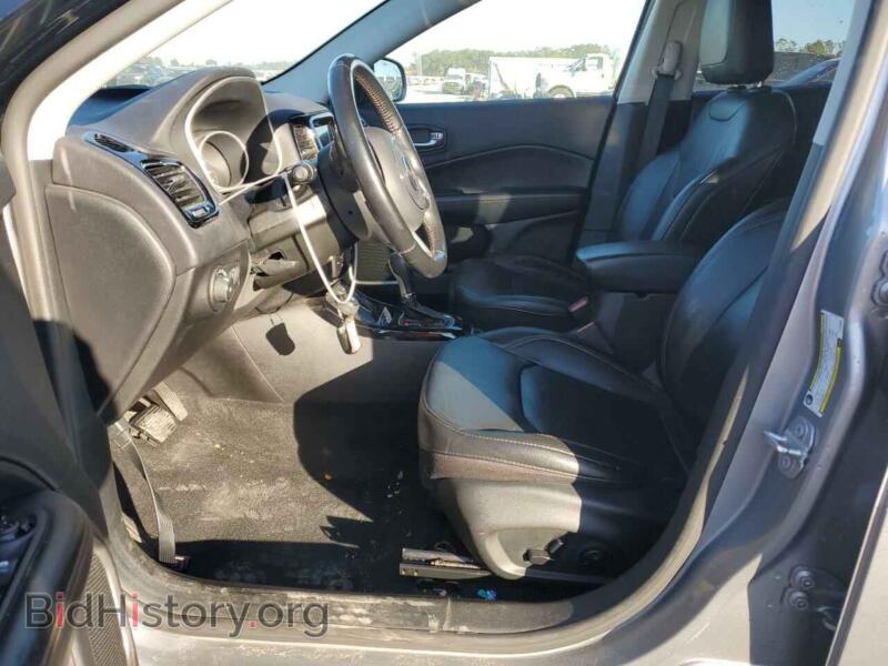 2020 Jeep COMPASS (VIN 3C4NJDCB0LT138989) — photo 7 of 13