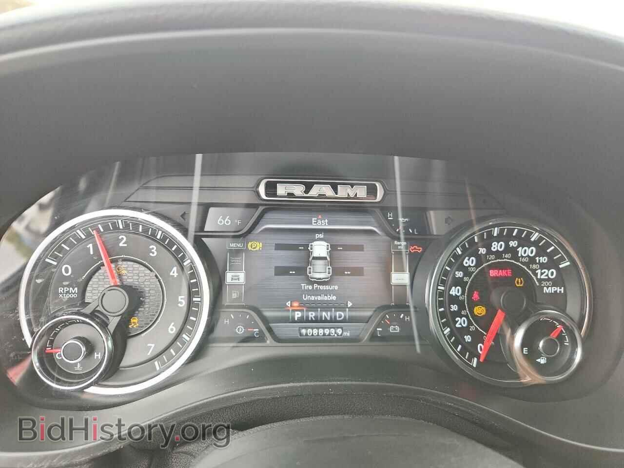 2019 RAM 1500 - VIN: 1C6SRFFT2KN795018 - Фото 9