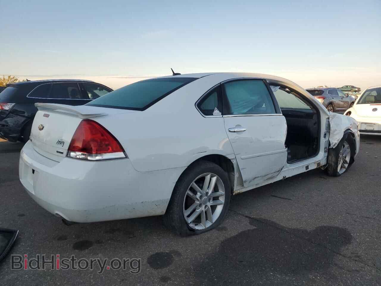 2014 CHEVROLET IMPALA - VIN: 2G1WC5E39E1152302 - Фото 3