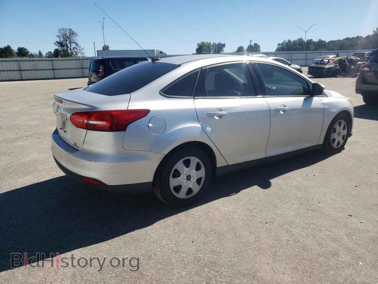 2016 FORD FOCUS - VIN: 1FADP3F20GL204206 - Photo 3