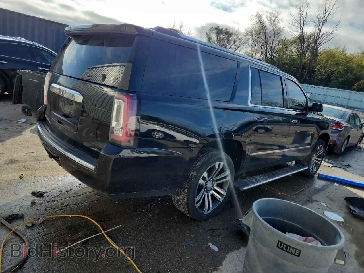 2019 GMC YUKON - VIN: 1GKS2HKJ8KR100650 - Фото 3