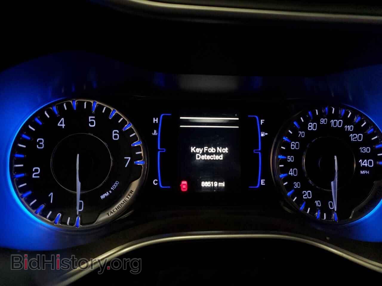 2015 CHRYSLER 200 - VIN: 1C3CCCAB9FN623641 - Фото 9