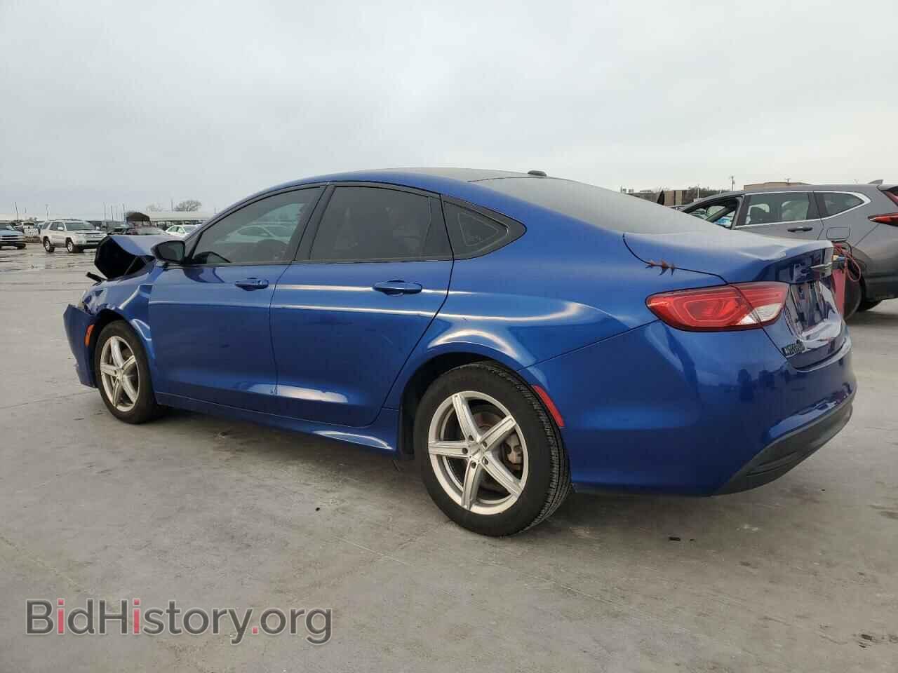 2015 CHRYSLER 200 - VIN: 1C3CCCAB1FN651563 - Фото 2