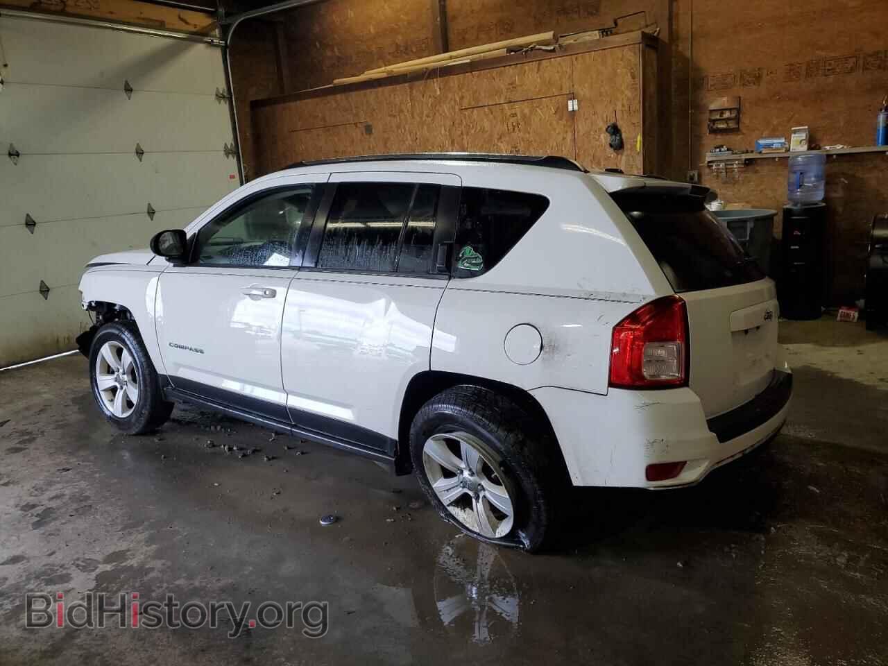 2011 JEEP COMPASS - VIN: 1J4NT1FB2BD203909 - Фото 2
