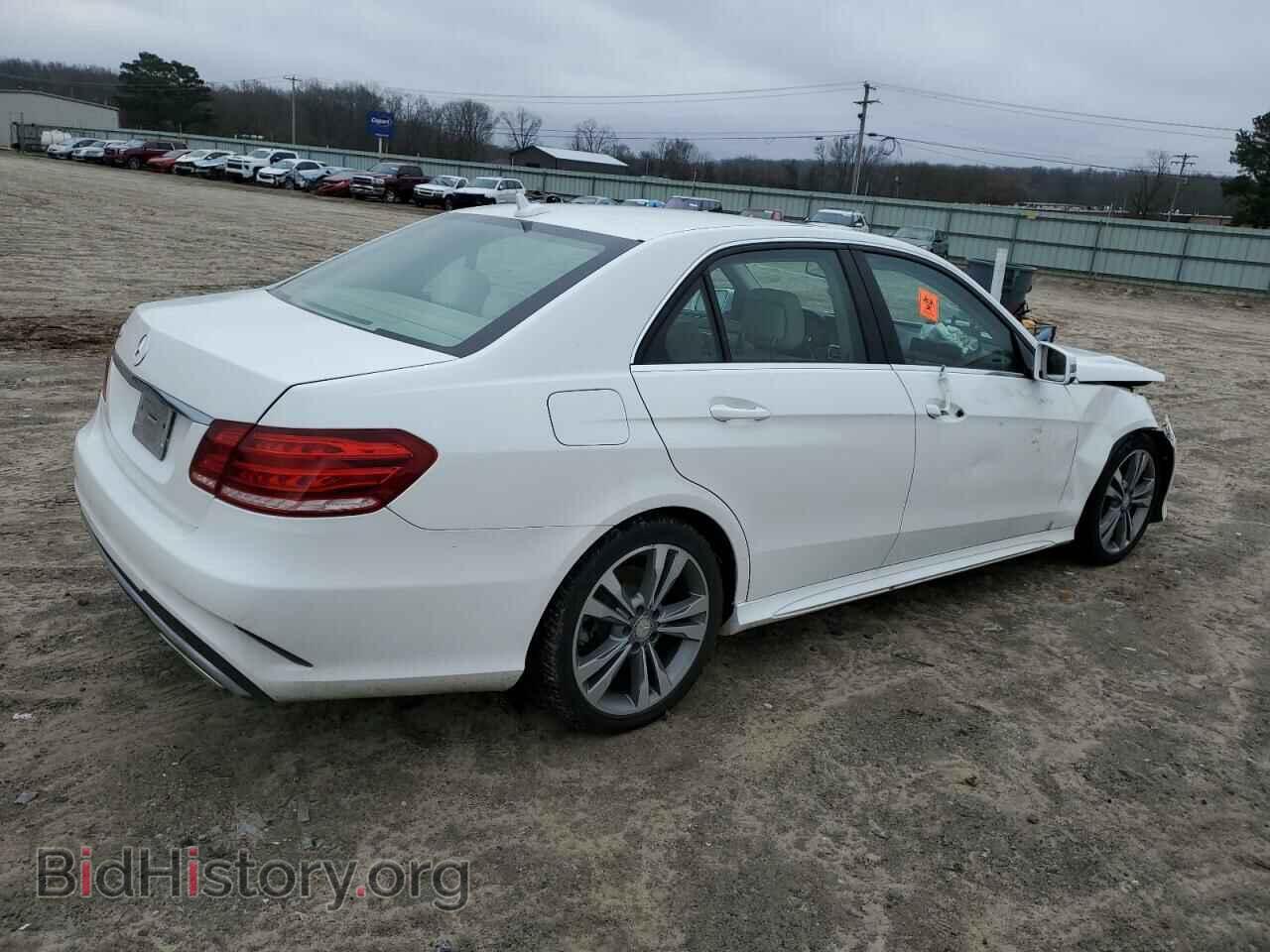 2014 MERCEDES-BENZ E-CLASS - VIN: WDDHF5KB6EA812889 - Фото 3
