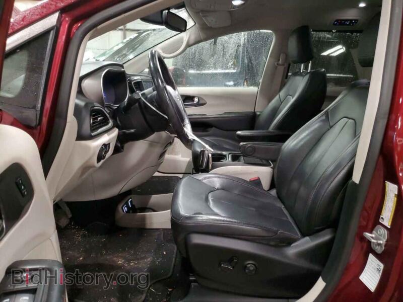 2020 Chrysler PACIFICA (VIN 2C4RC1BG1LR123489) — photo 7 of 13