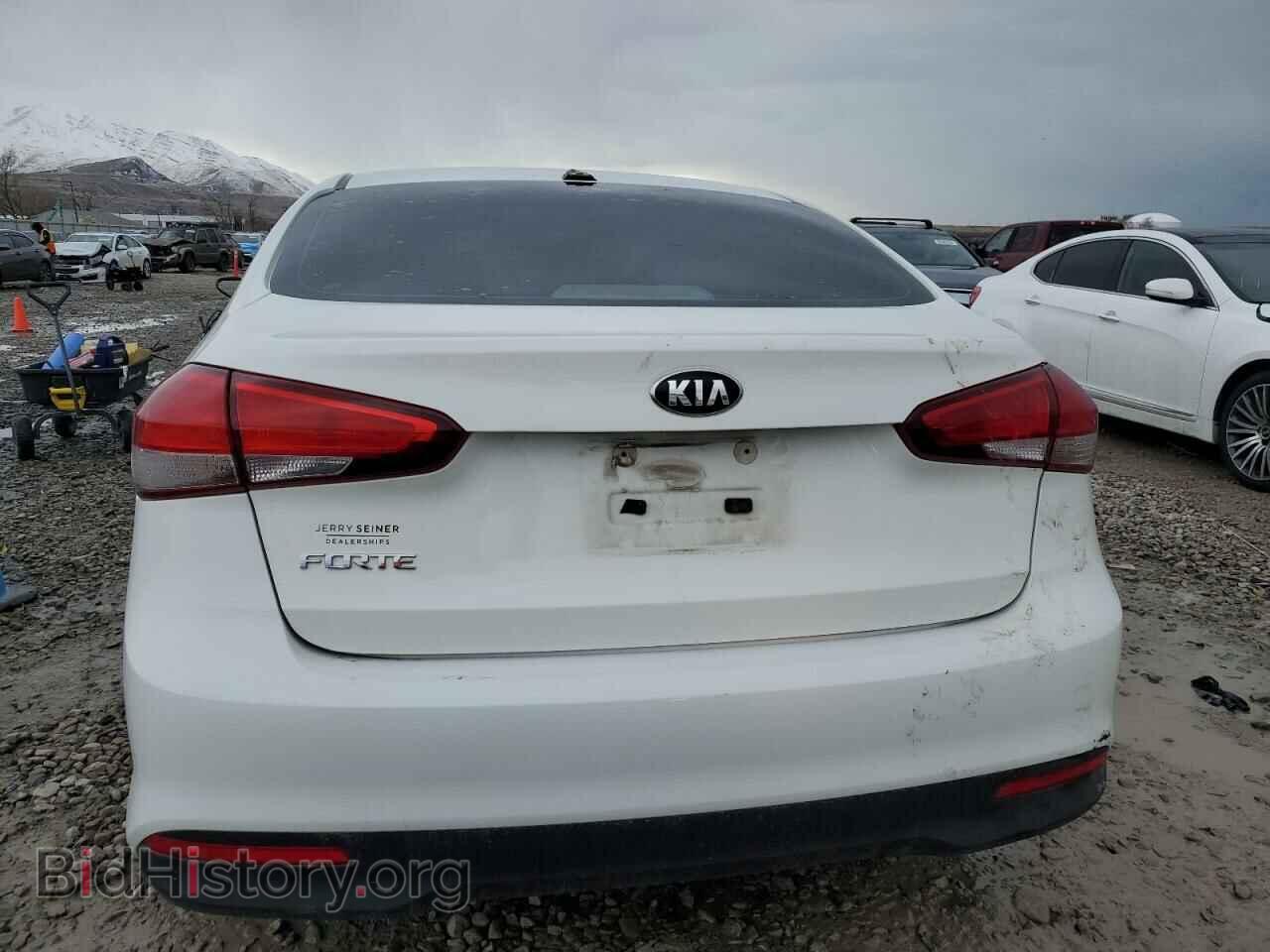 2018 KIA FORTE - VIN: 3KPFK4A78JE206313 - Фото 6
