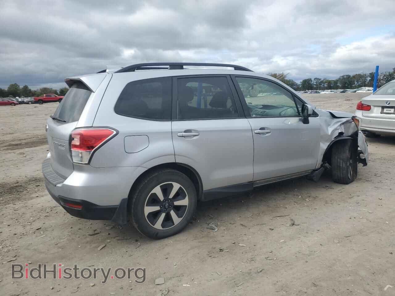 2017 SUBARU FORESTER - VIN: JF2SJAEC6HH506154 - Фото 3