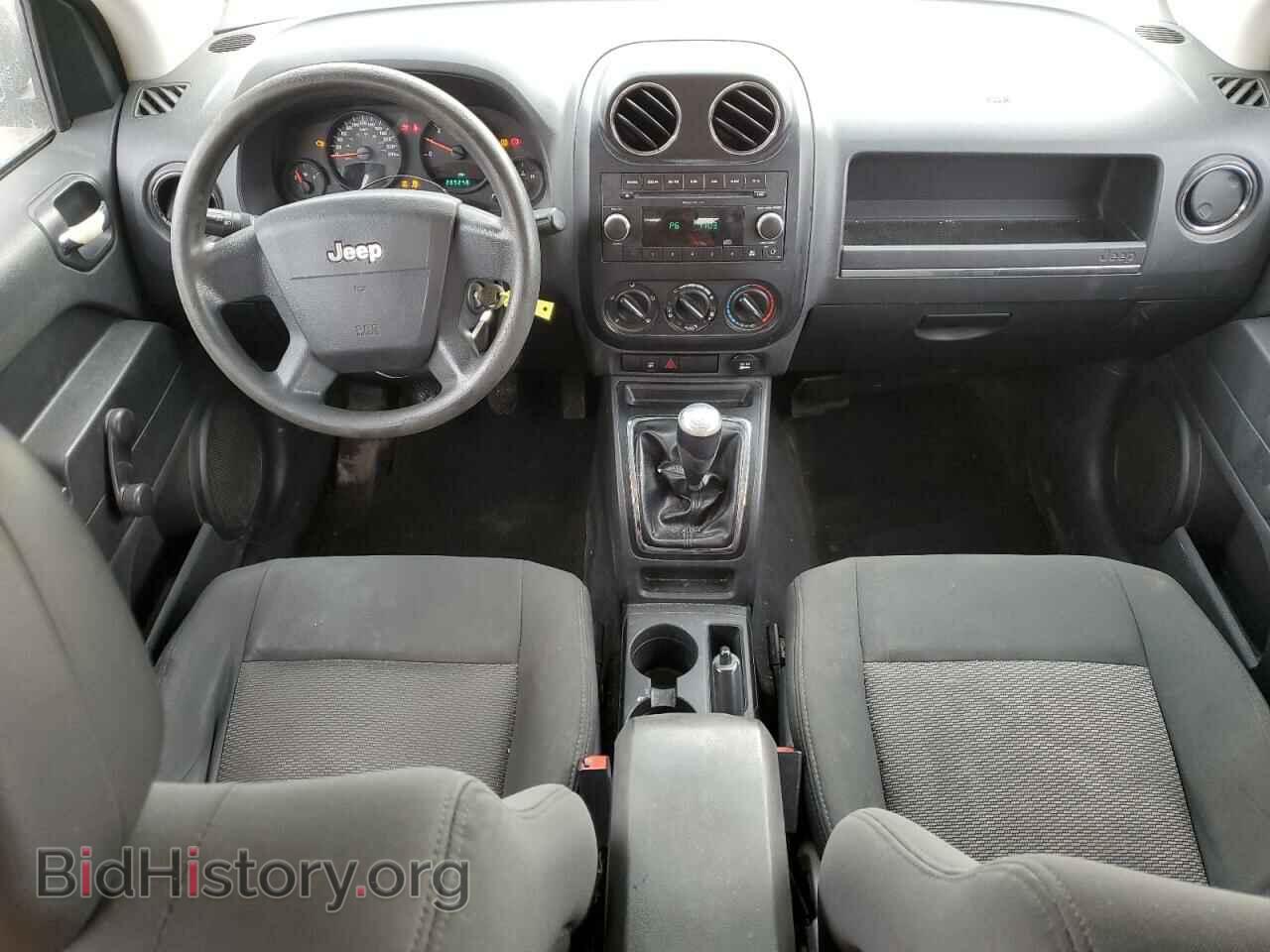 2009 JEEP COMPASS - VIN: 1J4FF47B29D237094 - Фото 8
