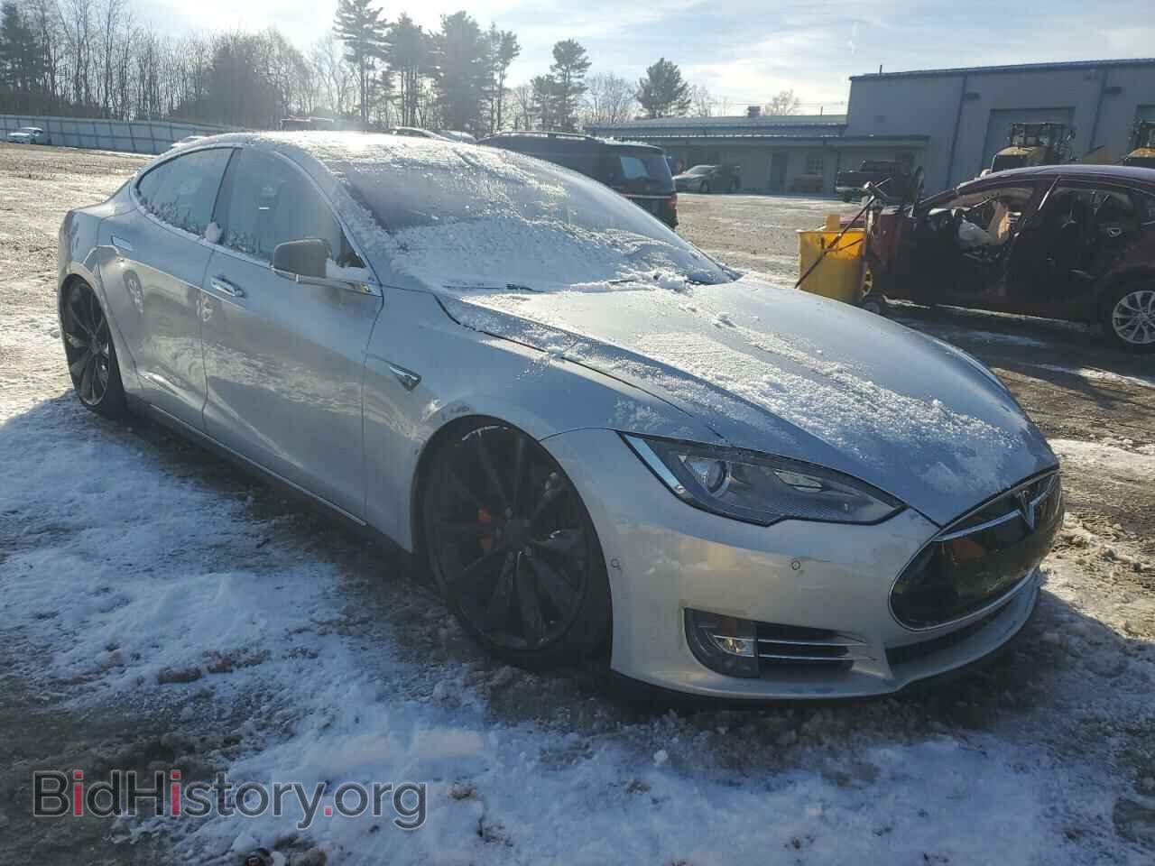 2014 TESLA MODEL S - VIN: 5YJSA1H21EFP62585 - Photo 4