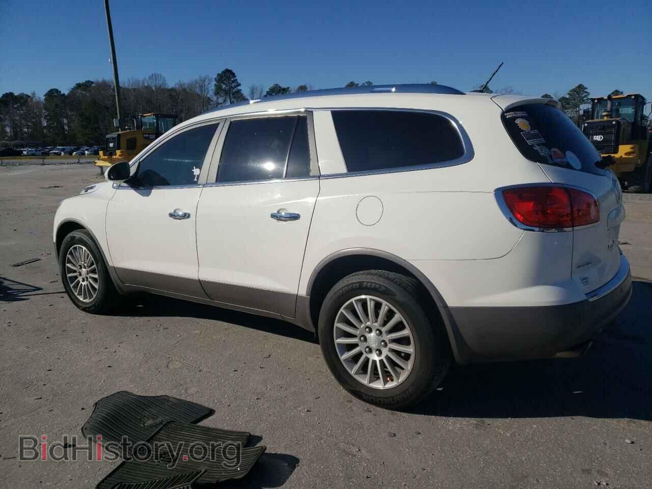 2012 BUICK ENCLAVE - VIN: 5GAKRCED4CJ384277 - Photo 2