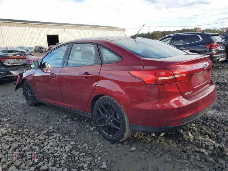 2016 Ford FOCUS (VIN 1FADP3F28GL239527) — фото 2 из 12