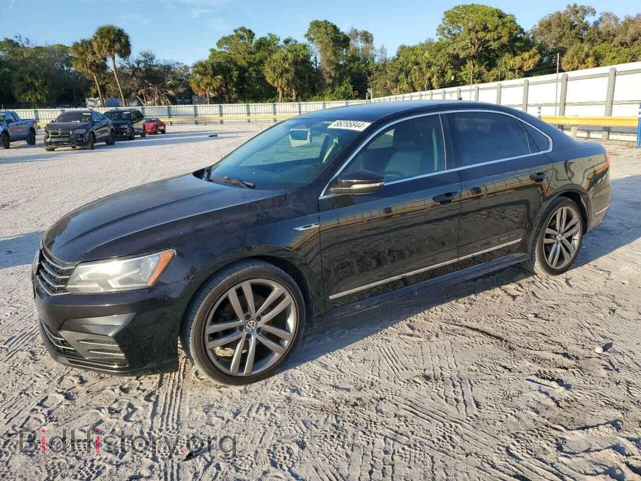 Photo 1VWDT7A31HC046535 - VOLKSWAGEN PASSAT 2017