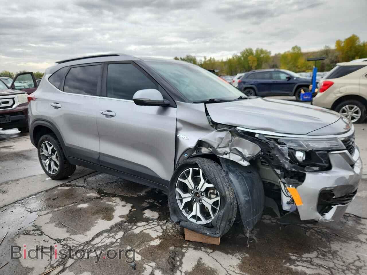 2021 KIA SELTOS - VIN: KNDERCAA1M7168876 - Фото 4