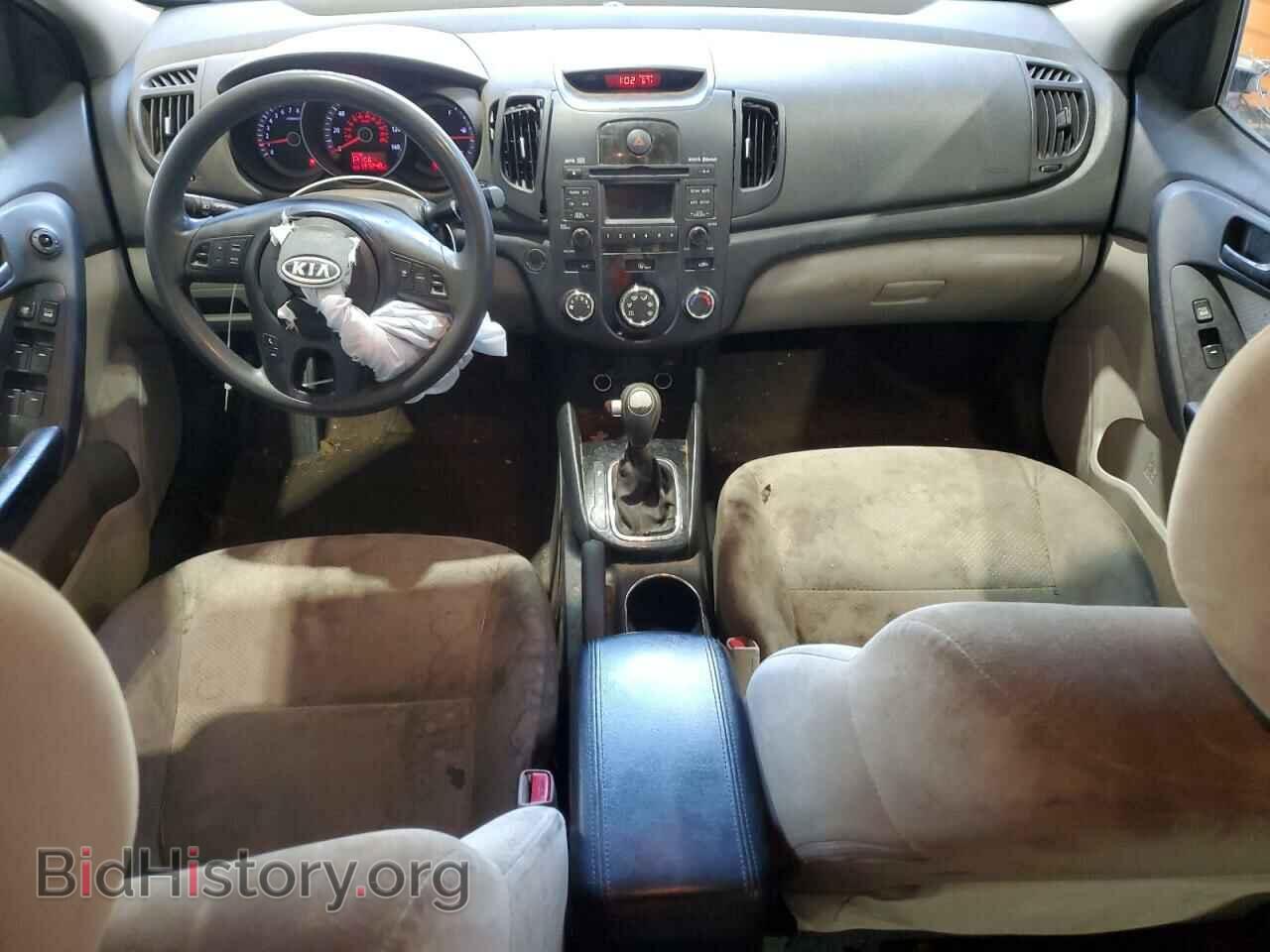 2011 KIA FORTE - VIN: KNAFU4A26B5465777 - Фото 8