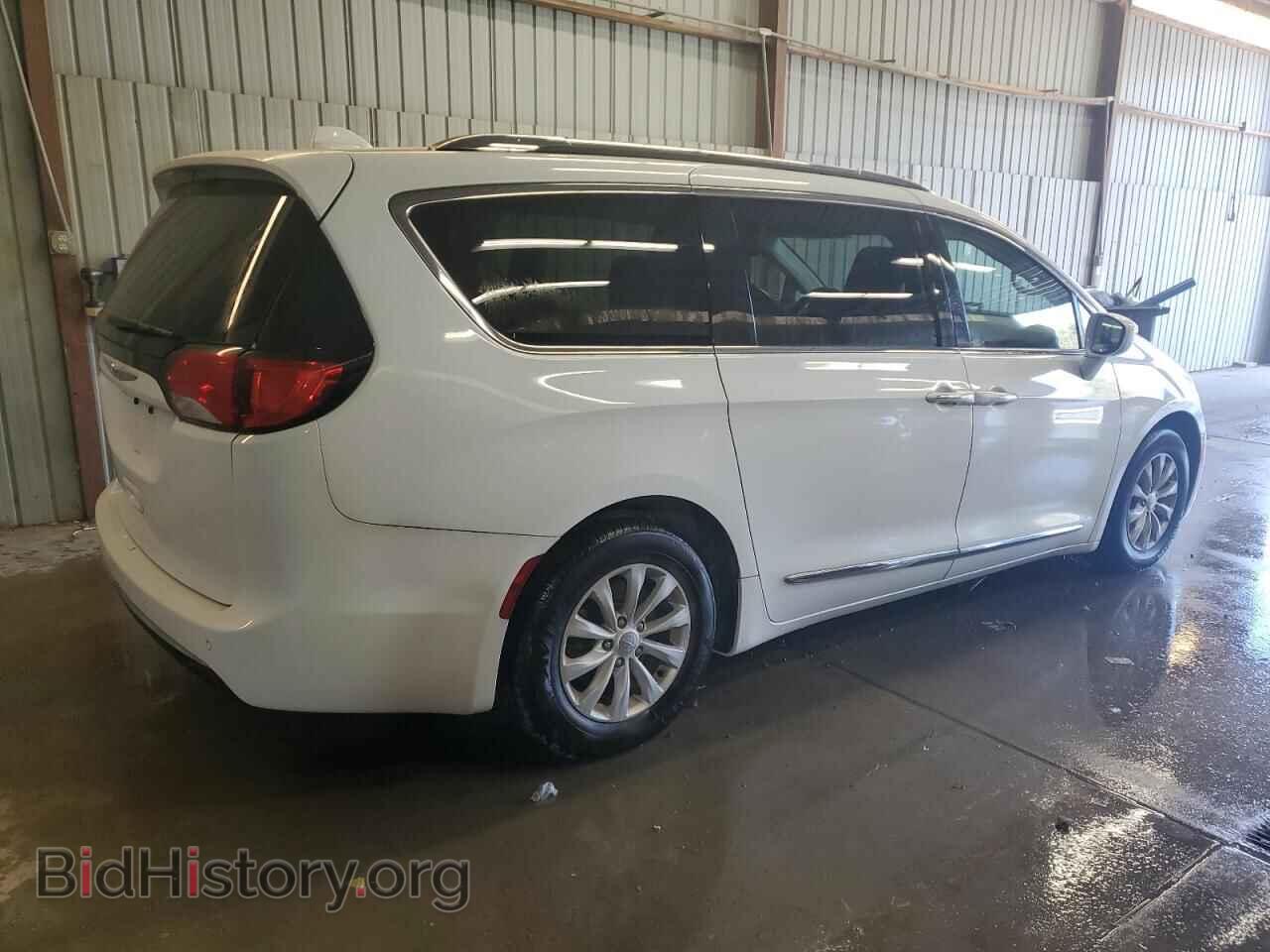 2018 CHRYSLER PACIFICA - VIN: 2C4RC1BG2JR353507 - Фото 3