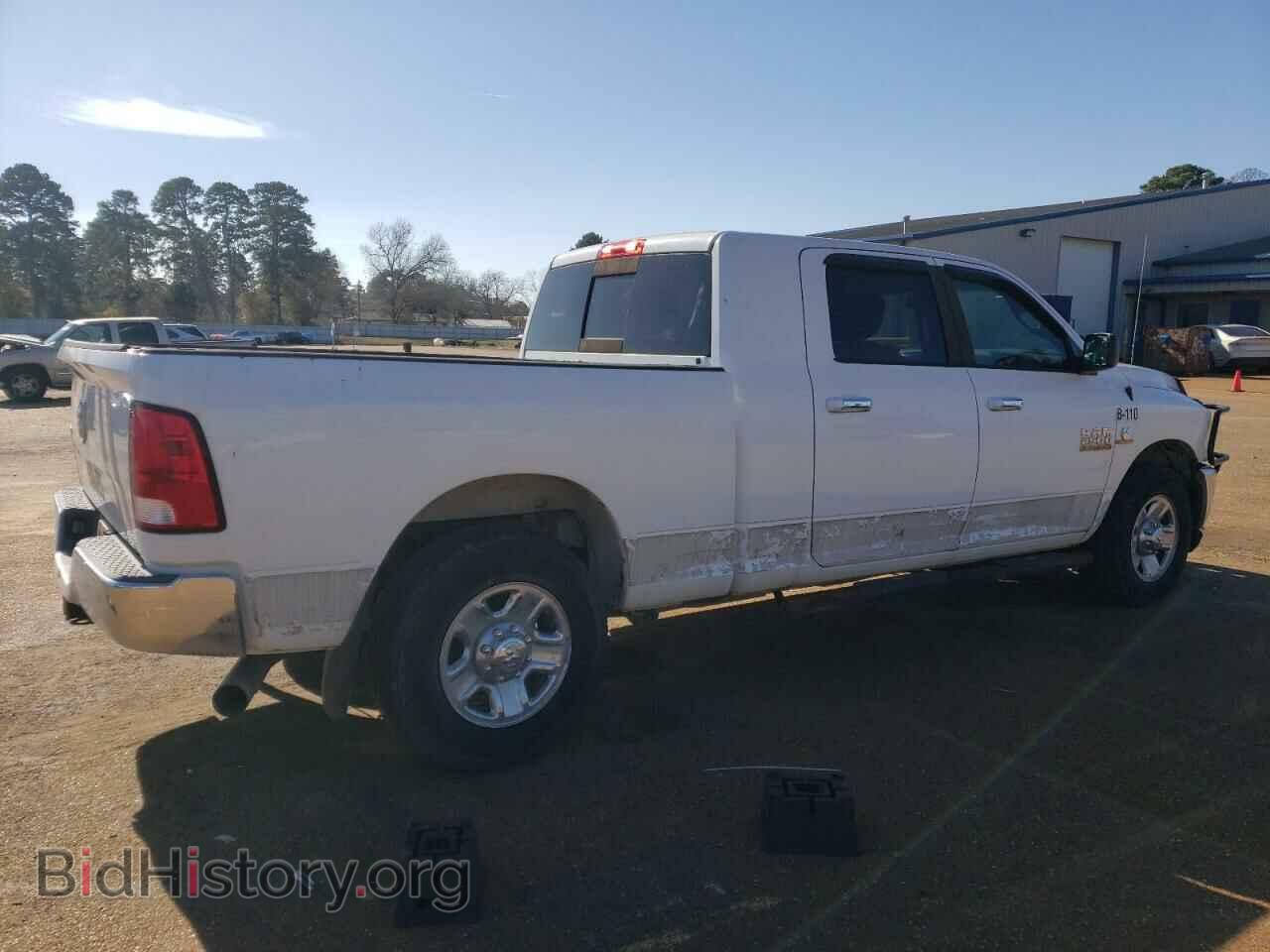 2014 RAM All Models - VIN: 3C6UR4ML0EG211860 - Photo 3