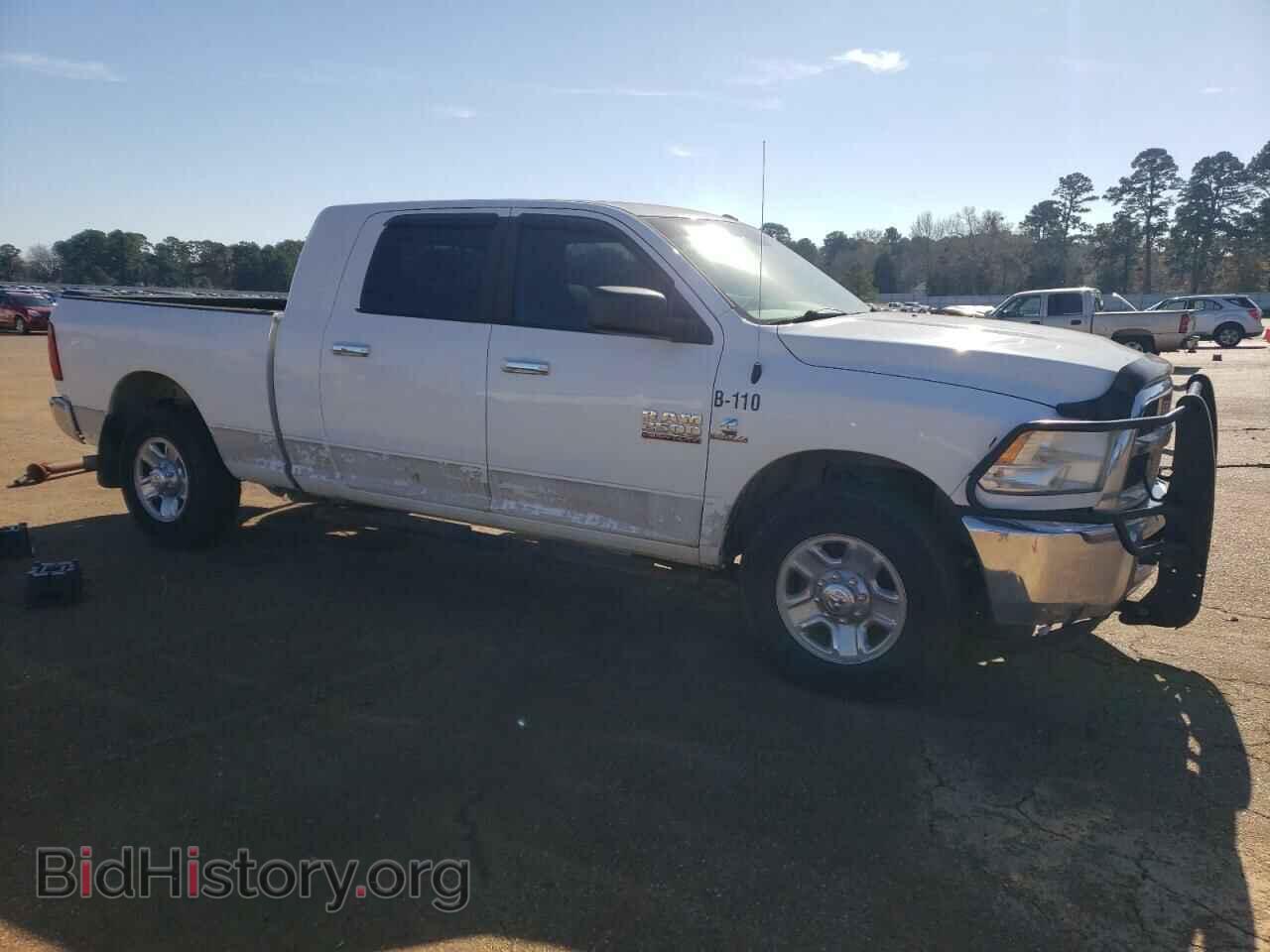 2014 RAM All Models - VIN: 3C6UR4ML0EG211860 - Photo 4