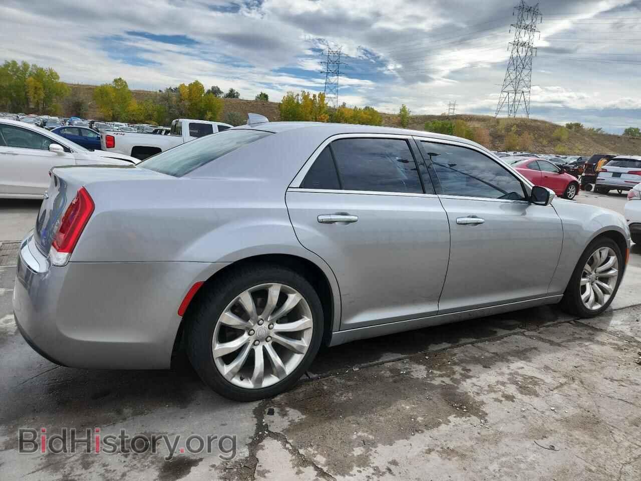 2018 CHRYSLER 300 - VIN: 2C3CCAEG7JH227560 - Фото 3