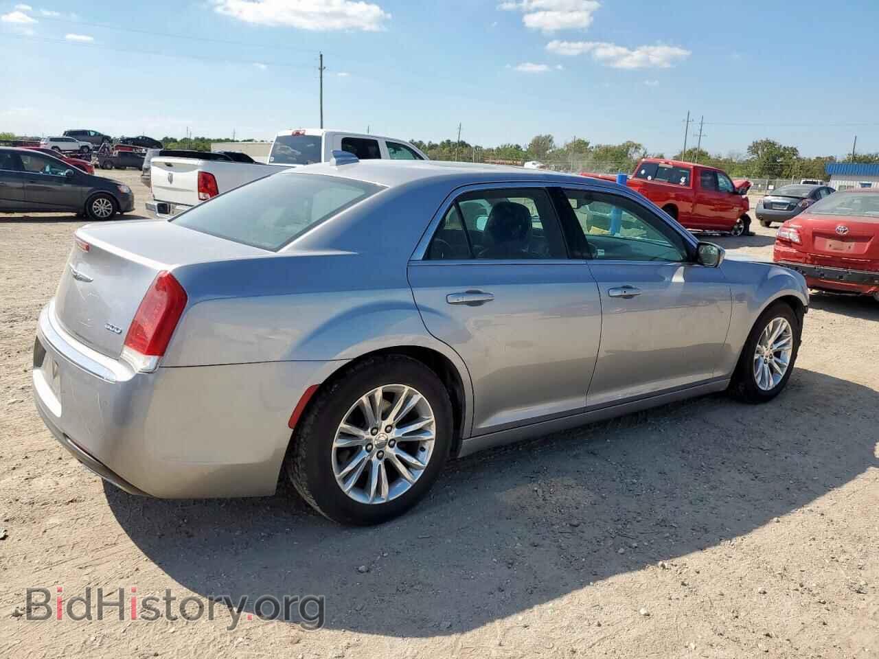 2016 CHRYSLER 300 - VIN: 2C3CCAAG2GH348950 - Фото 3