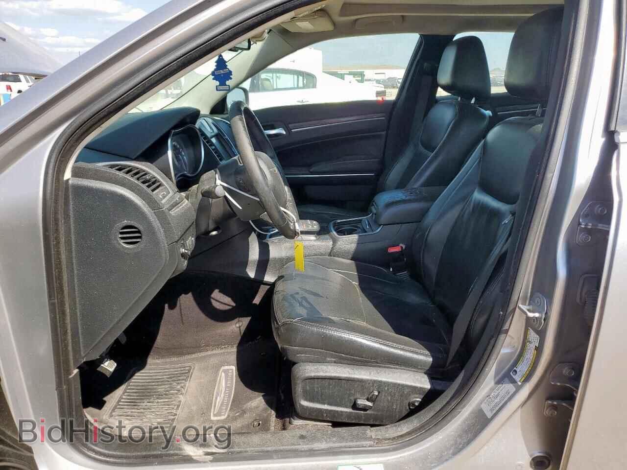 2016 CHRYSLER 300 - VIN: 2C3CCAAG2GH348950 - Фото 7