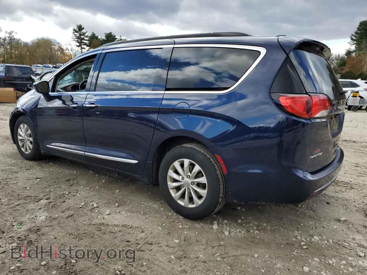 2017 CHRYSLER PACIFICA - VIN: 2C4RC1BG3HR524775 - Photo 2