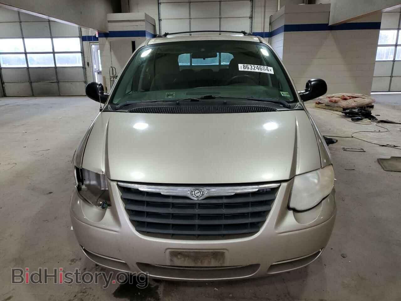 2005 CHRYSLER MINIVAN - VIN: 2C8GP54L35R487508 - Фото 5