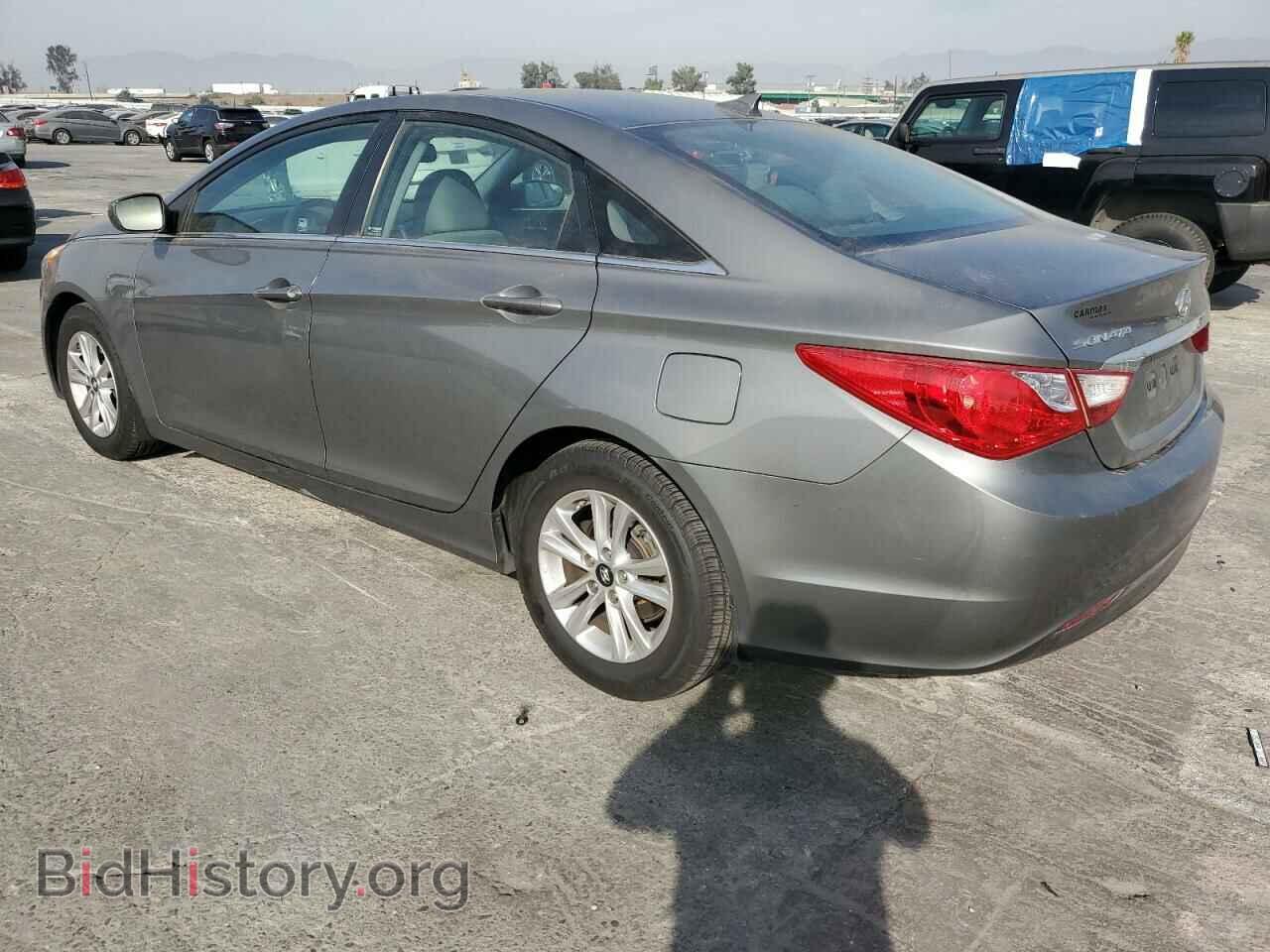 2013 HYUNDAI SONATA - VIN: 5NPEB4AC0DH631517 - Фото 2