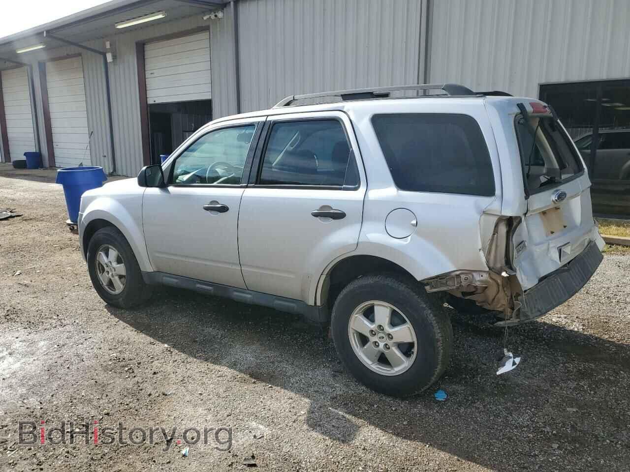 2011 FORD ESCAPE - VIN: 1FMCU0C76BKC60464 - Фото 2