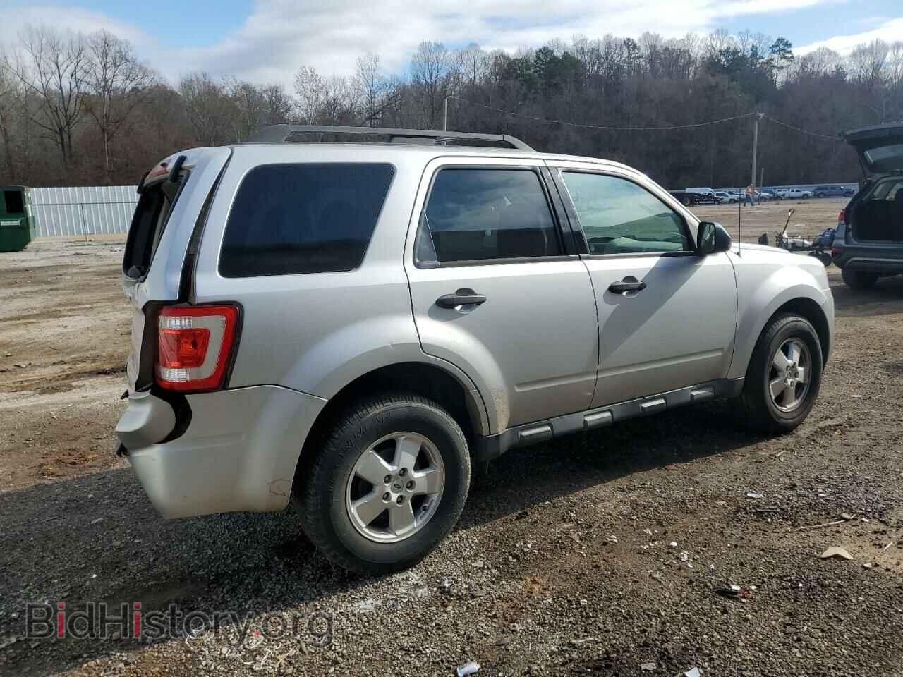 2011 FORD ESCAPE - VIN: 1FMCU0C76BKC60464 - Фото 3