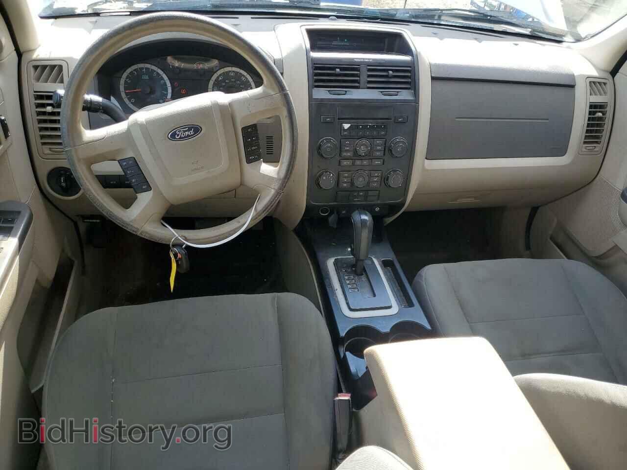 2011 FORD ESCAPE - VIN: 1FMCU0C76BKC60464 - Фото 8