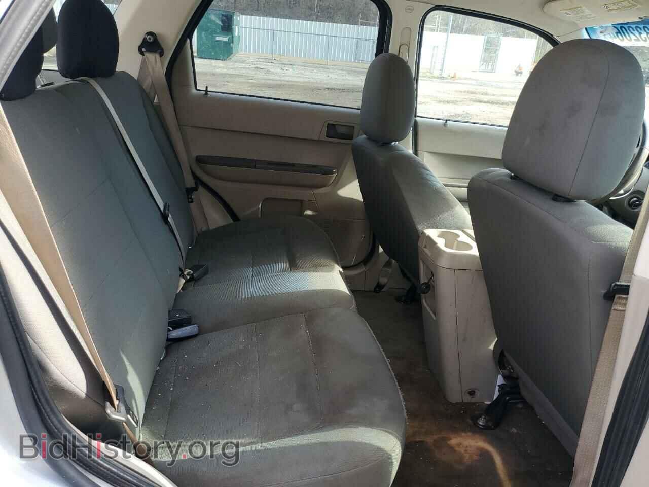 2011 FORD ESCAPE - VIN: 1FMCU0C76BKC60464 - Фото 10