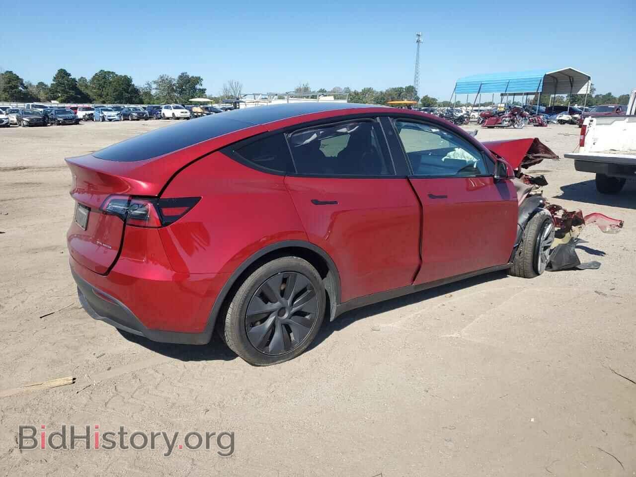 2024 TESLA MODEL Y - VIN: 7SAYGAEE2RF124524 - Фото 3