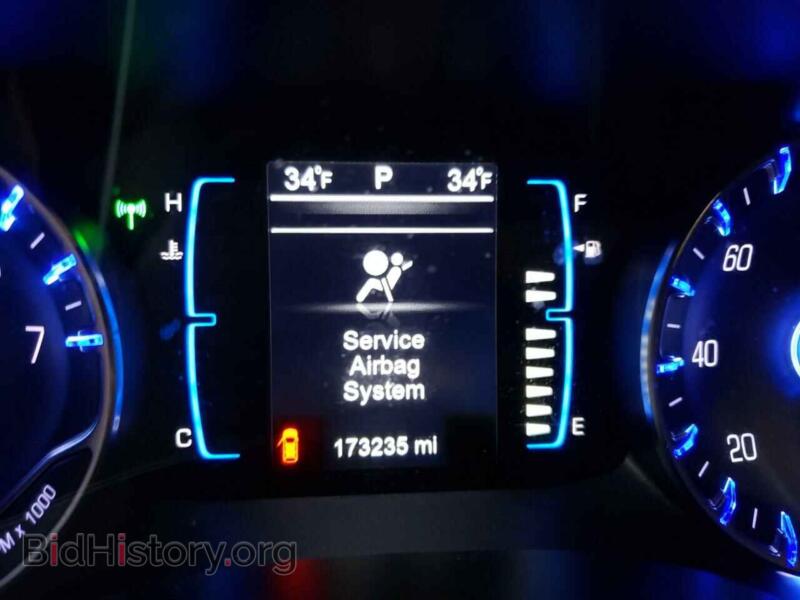 2017 Chrysler PACIFICA (VIN 2C4RC1BG1HR551893) — фото 9 из 13