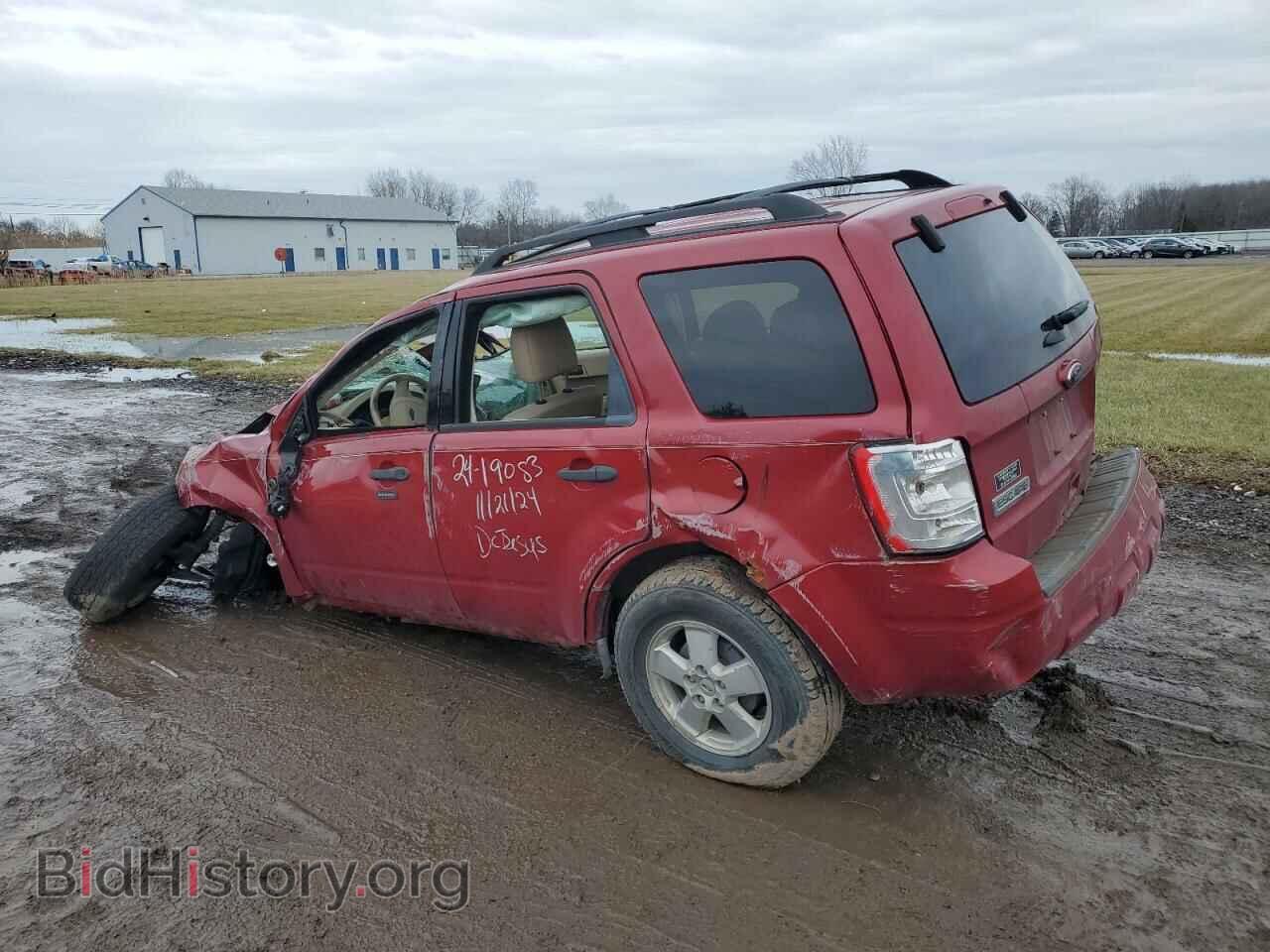 2011 FORD ESCAPE - VIN: 1FMCU0D74BKB11453 - Фото 2