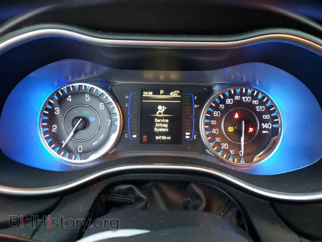 2015 CHRYSLER 200 - VIN: 1C3CCCABXFN749619 - Фото 9