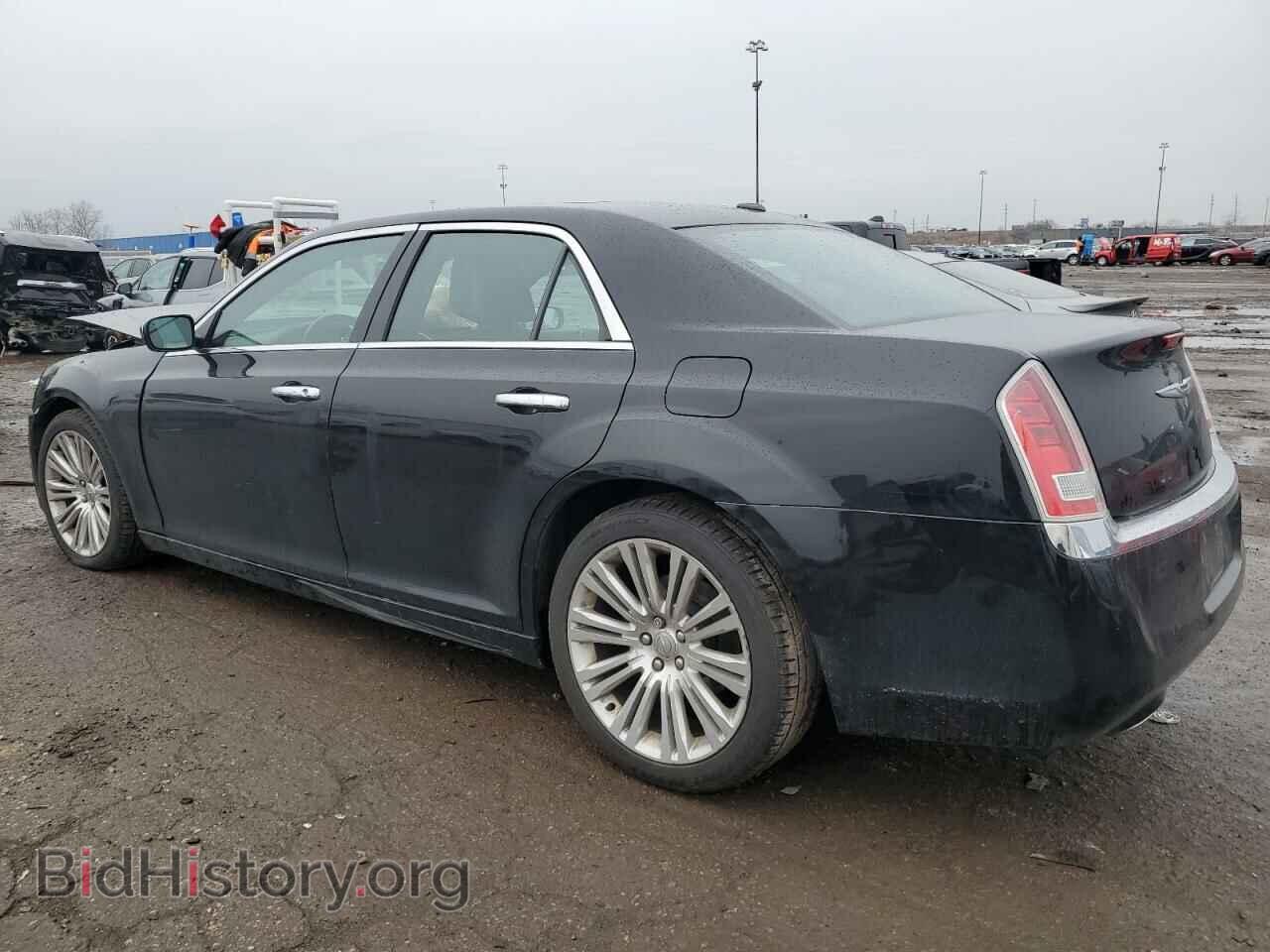 2012 CHRYSLER 300 - VIN: 2C3CCACG2CH279846 - Фото 2