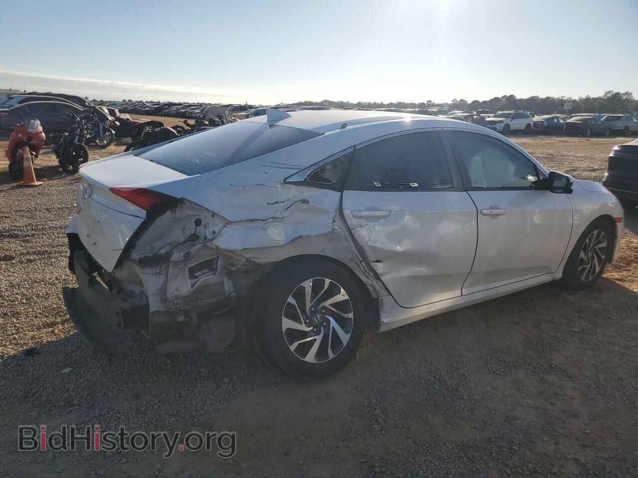 2017 HONDA CIVIC - VIN: 19XFC2F70HE014551 - Фото 3