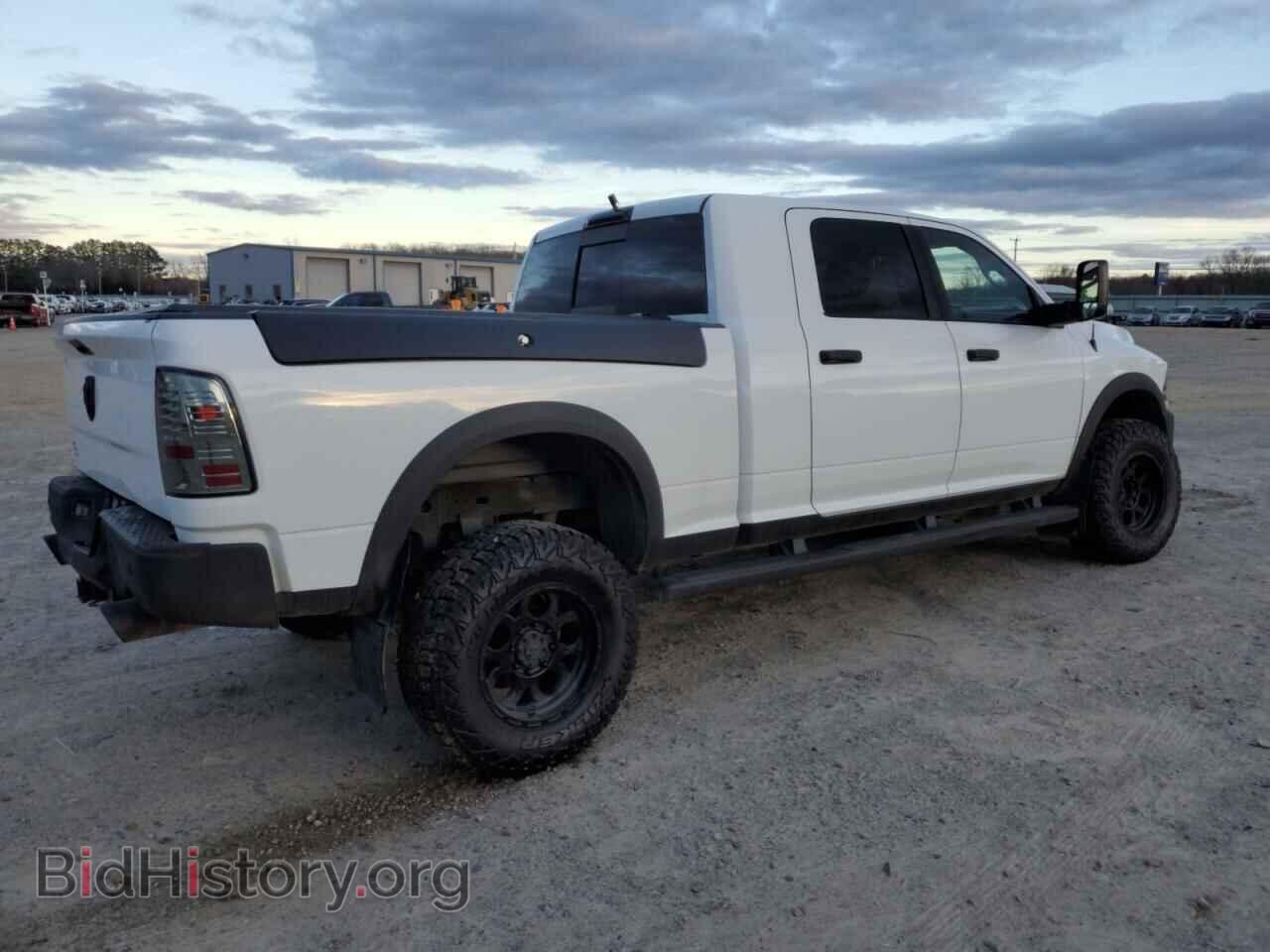 2016 RAM All Models - VIN: 3C6UR5MJ1GG305043 - Photo 3