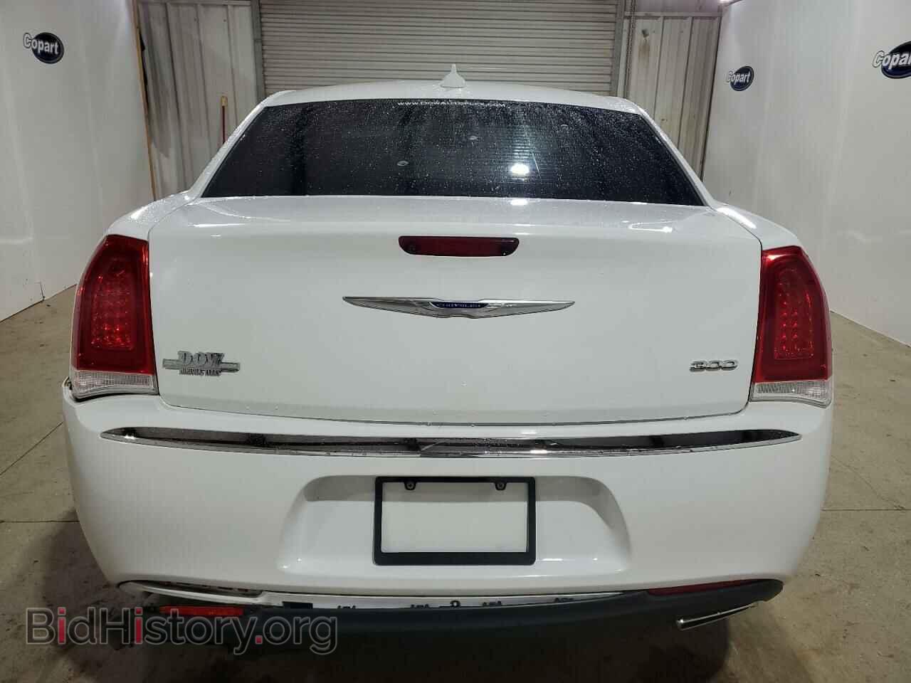2019 CHRYSLER 300 - VIN: 2C3CCAEG7KH555577 - Фото 6