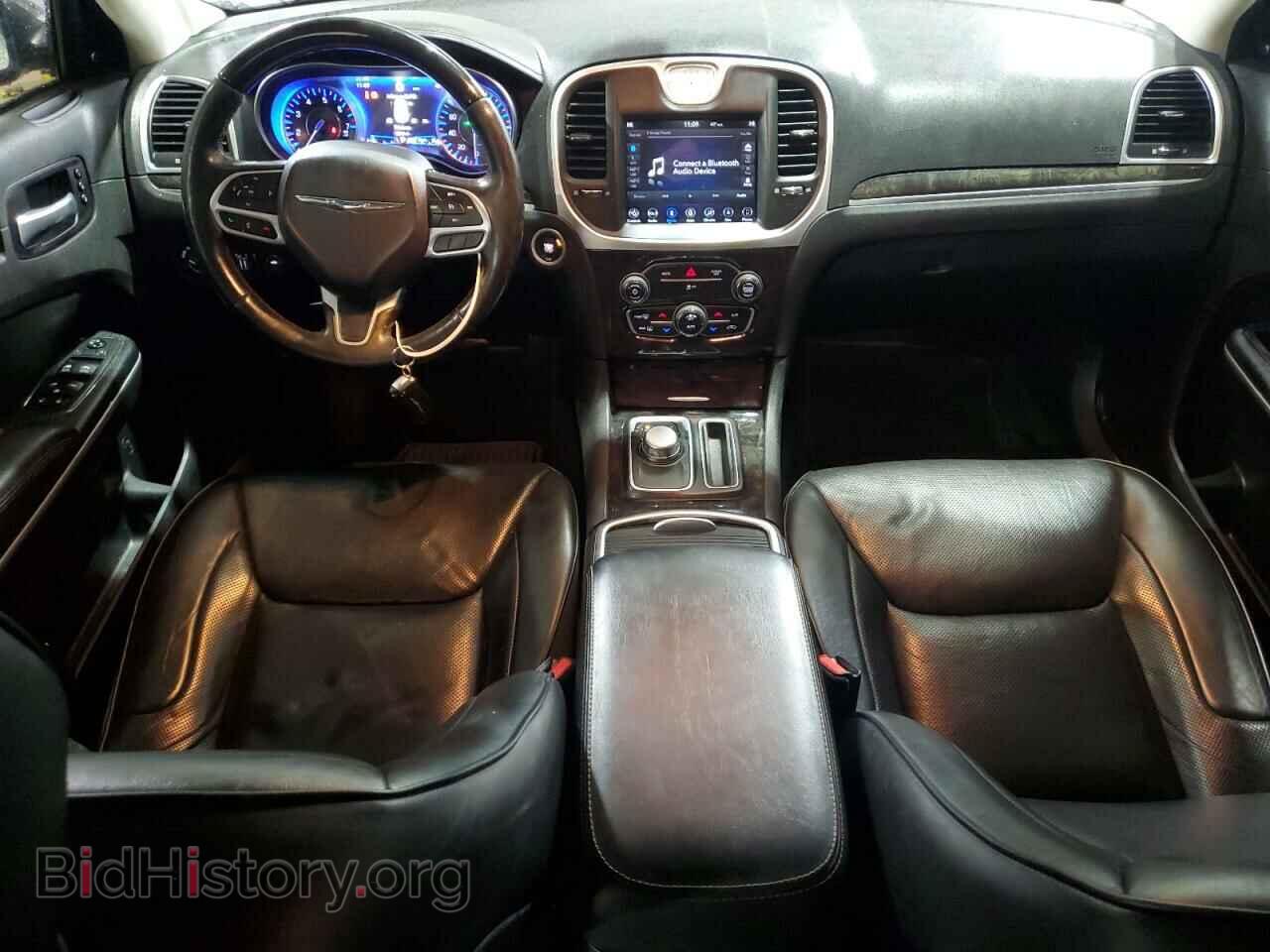 2019 CHRYSLER 300 - VIN: 2C3CCAEG7KH555577 - Фото 8
