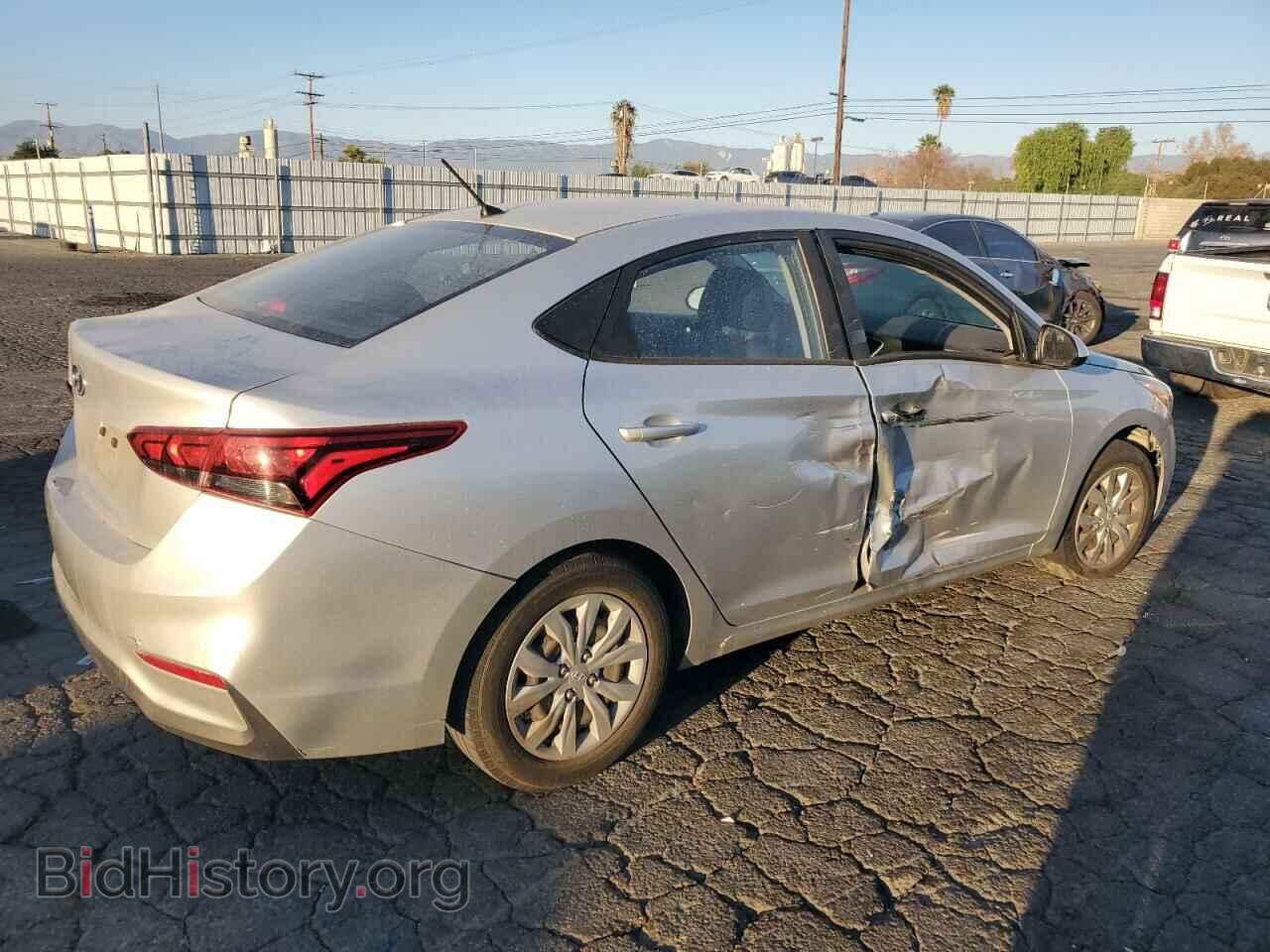 2019 HYUNDAI ACCENT - VIN: 3KPC24A38KE059590 - Фото 3