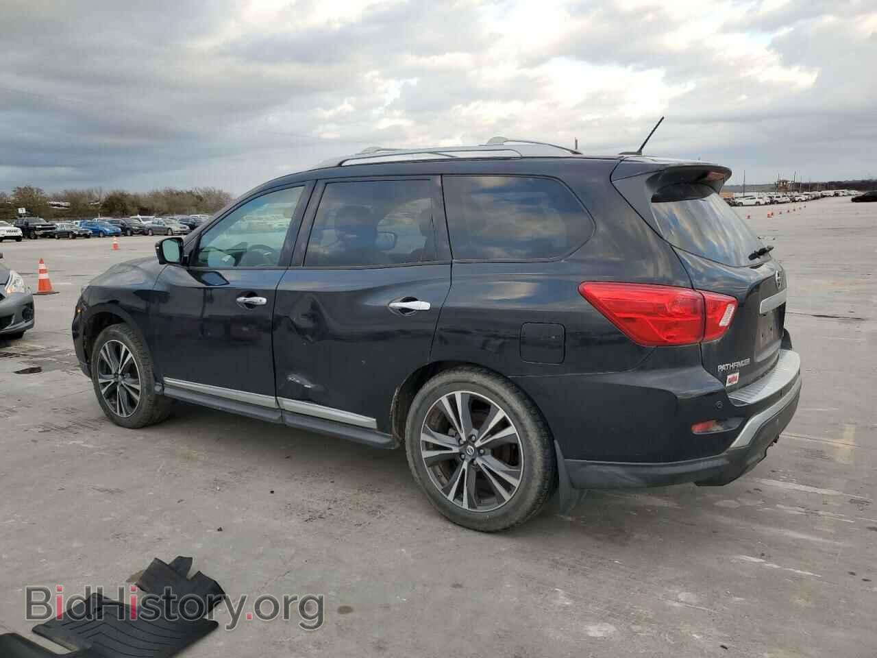 2017 NISSAN PATHFINDER - VIN: 5N1DR2MM8HC613487 - Фото 2