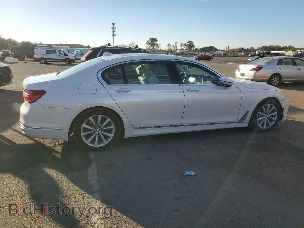 2019 BMW 7 SERIES - VIN: WBA7E4C53KGV28864 - Фото 3
