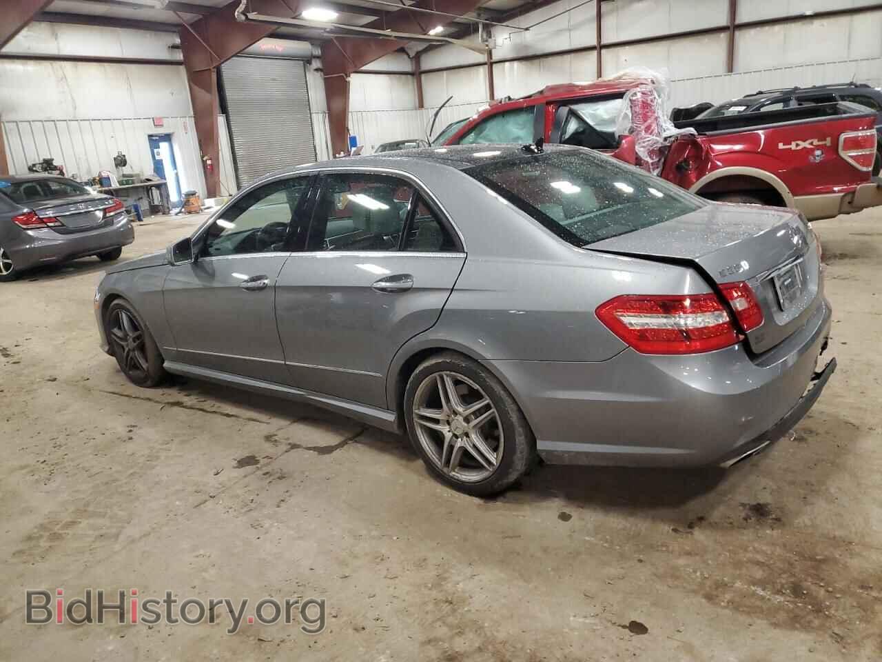 2013 MERCEDES-BENZ E-CLASS - VIN: WDDHF9BB2DA706123 - Фото 2